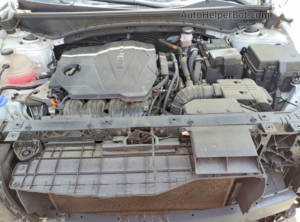5NMJA3AEXNH003590 2022 HYUNDAI TUCSON White Вид задньої частини салону