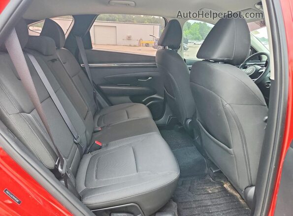 5NMJA3AEXNH005887 2022 HYUNDAI TUCSON Red Vista interior trasera