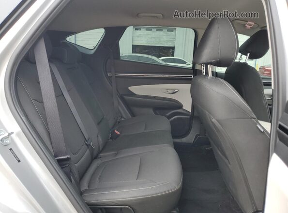 5NMJA3DEXRH316902 2024 HYUNDAI TUCSON Silver Vista interior trasera