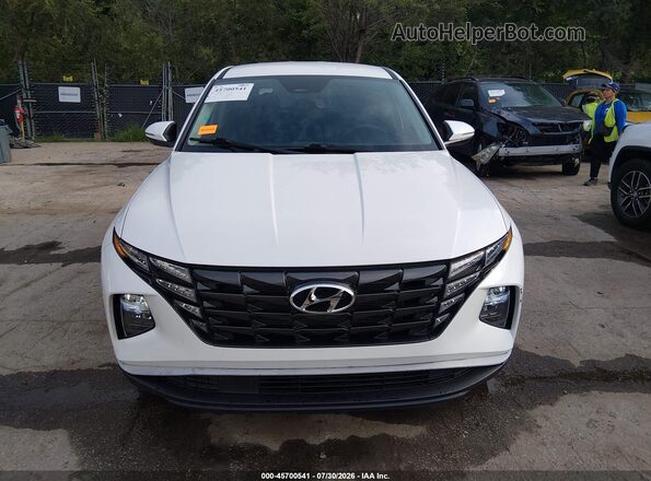 5NMJACAE2NH104896 2022 HYUNDAI TUCSON White Widok zestawu wskaźników
