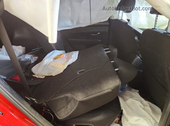5NMJACAE4NH056916 2022 HYUNDAI TUCSON Red Հետևի նստատեղերի տեսք