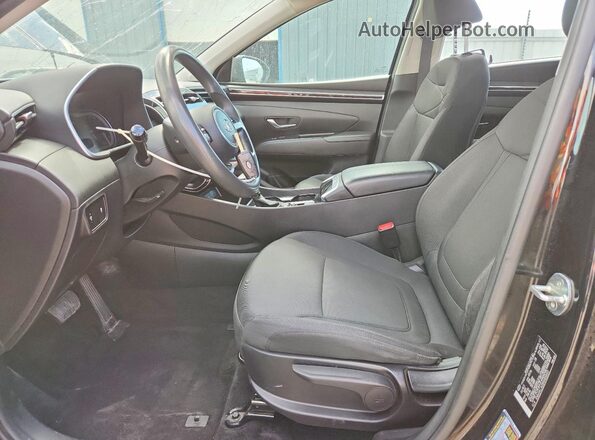 5NMJACAE8NH058331 2022 HYUNDAI TUCSON Черный Вид салона спереди