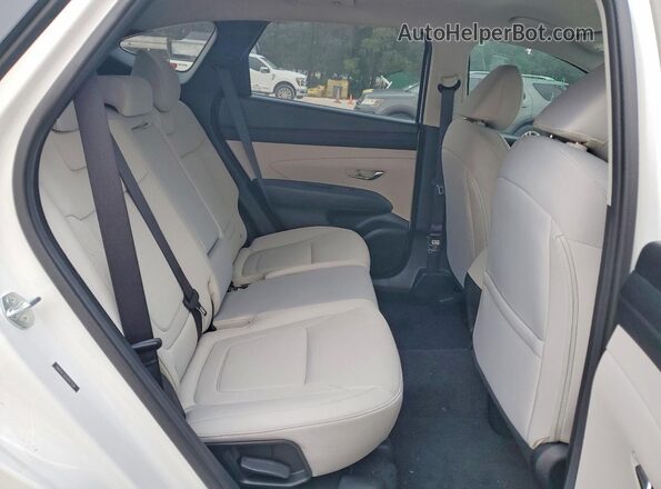 5NMJACDEXSH575248 2025 HYUNDAI TUCSON White Вид задньої частини салону