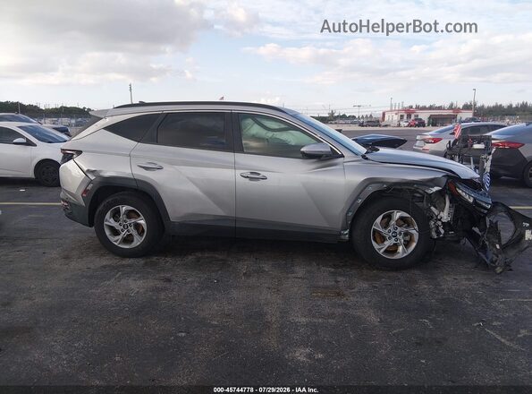 5NMJB3AE8NH041865 2022 HYUNDAI TUCSON Gray წინა ხედი