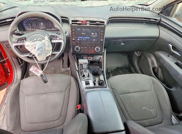 5NMJB3AE9PH202808 2023 HYUNDAI TUCSON Red Vista del salpicadero