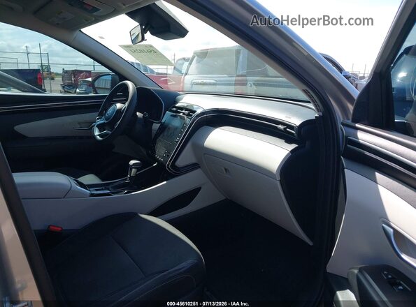 5NMJB3DE2RH332881 2024 HYUNDAI TUCSON Silver Սալոնի դիմացի տեսք