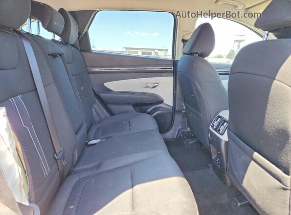 5NMJB3DE2RH340690 2024 HYUNDAI TUCSON Black Rear interior view