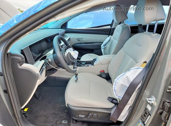 5NMJB3DE2TH625154 2026 HYUNDAI TUCSON Gray Front interior view