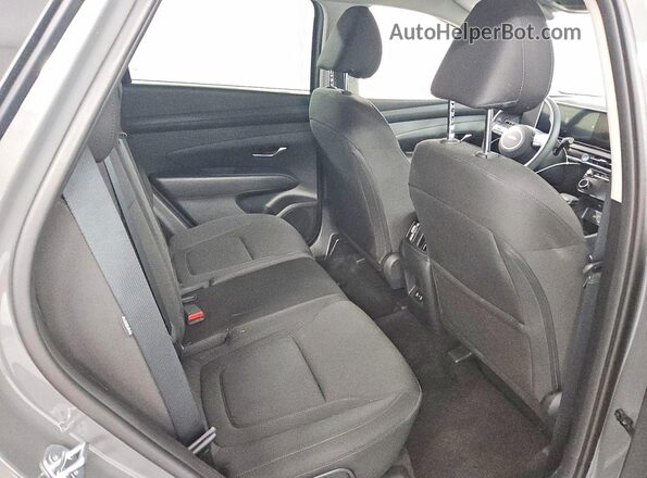 5NMJB3DE3TH667428 2026 HYUNDAI TUCSON Gray Rear interior view