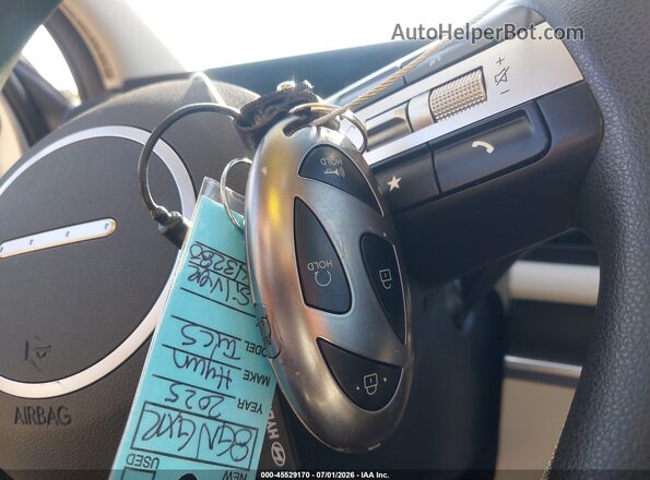 5NMJB3DE4SH543280 2025 HYUNDAI TUCSON Silver Dashboard view