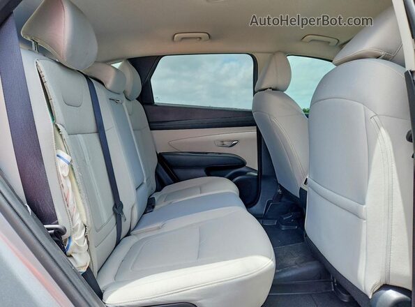 5NMJB3DE5SH597834 2025 HYUNDAI TUCSON Silver უკანა სავარძლების ხედი