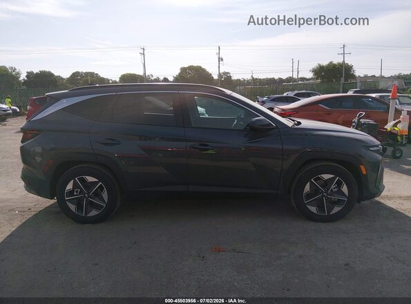 5NMJB3DE5TH735714 2026 HYUNDAI TUCSON Gray Սալոնի հետևի տեսք