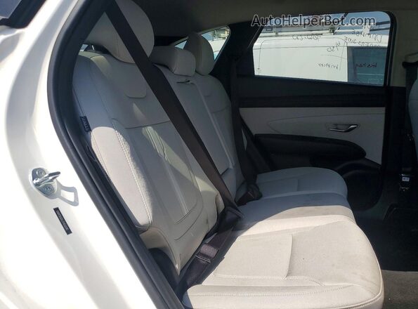5NMJB3DE6TH636545 2026 HYUNDAI TUCSON White Vista interior trasera