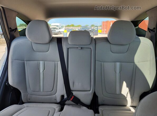 5NMJB3DE7SH450138 2025 HYUNDAI TUCSON Silver Rear seats view