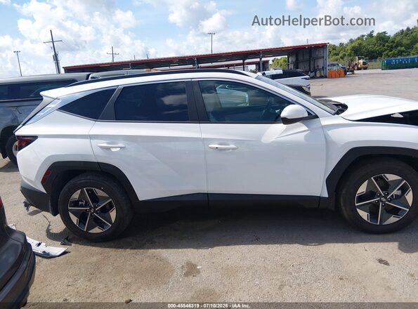 5NMJB3DE8TH652388 2026 HYUNDAI TUCSON White Rear interior view