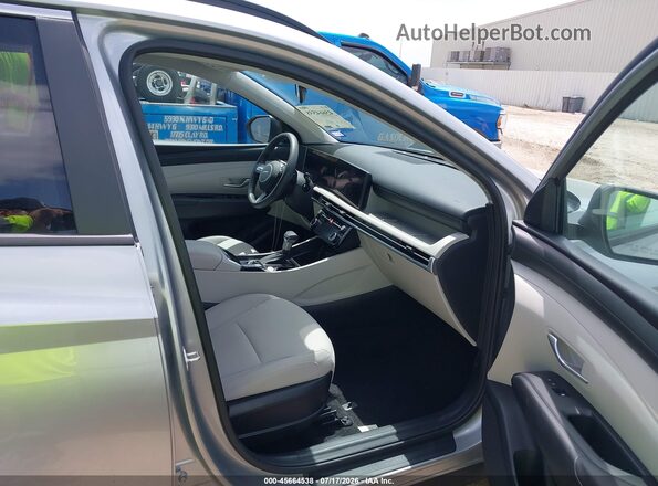 5NMJB3DEXSH559659 2025 HYUNDAI TUCSON Серебряный Вид салона спереди