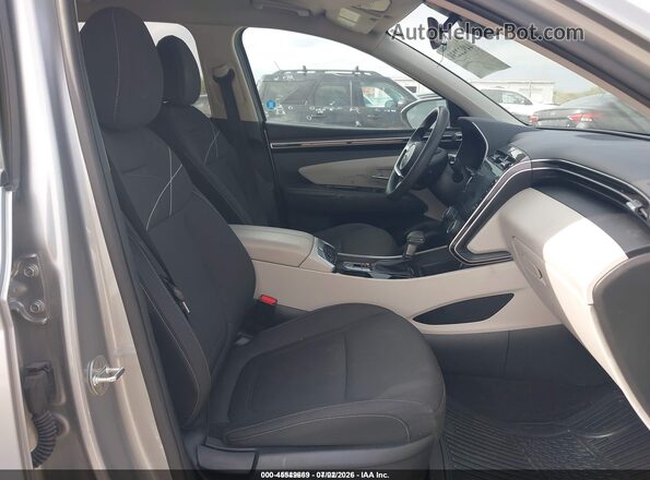 5NMJBCAE0NH054433 2022 HYUNDAI TUCSON Silver Widok wnętrza z przodu