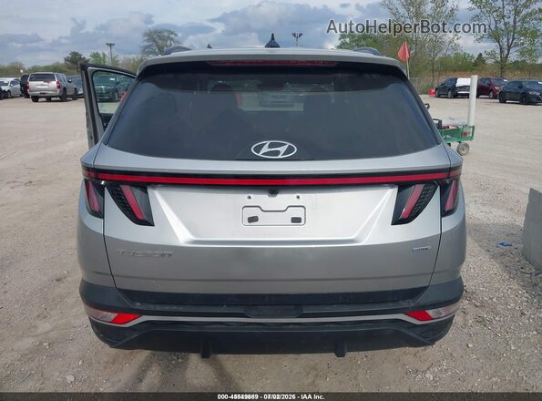 5NMJBCAE0NH054433 2022 HYUNDAI TUCSON Silver Widok z przodu