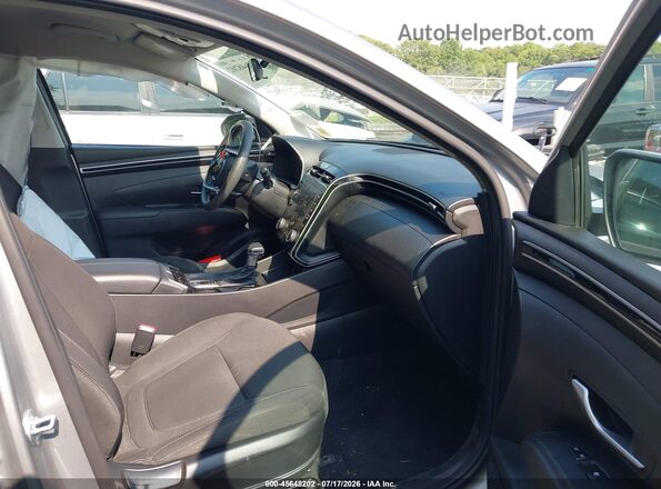5NMJBCAE0PH241349 2023 HYUNDAI TUCSON Серебряный Вид салона спереди