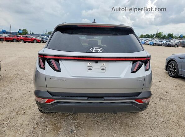 5NMJBCAE3NH082548 2022 HYUNDAI TUCSON Silver Widok z tyłu