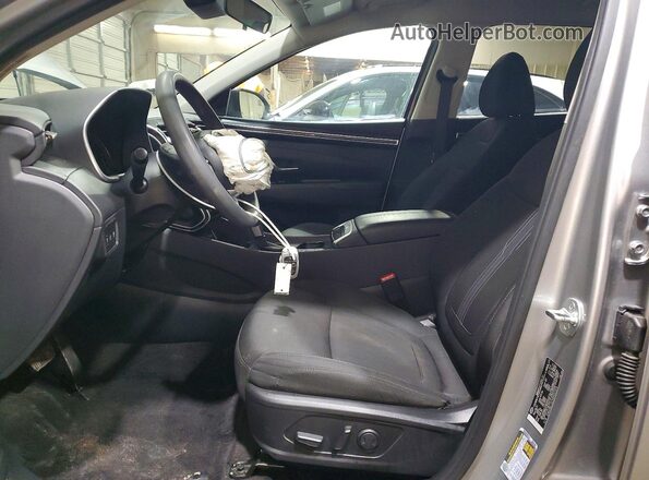 5NMJBCDEXRH357074 2024 HYUNDAI TUCSON Silver Front interior view