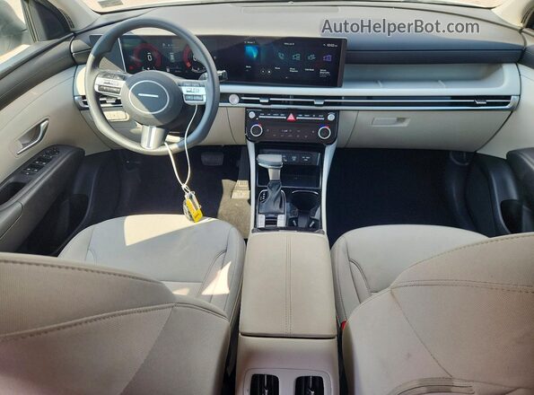 5NMJBCDEXTH637343 2026 HYUNDAI TUCSON White Vista del salpicadero