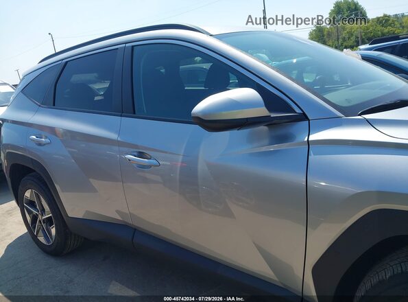 5NMJBCDEXTH663117 2026 HYUNDAI TUCSON Серебряный Вид задней части салона