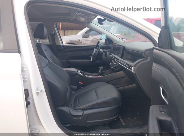 5NMJC3DE0SH493992 2025 HYUNDAI TUCSON White Widok wnętrza z przodu
