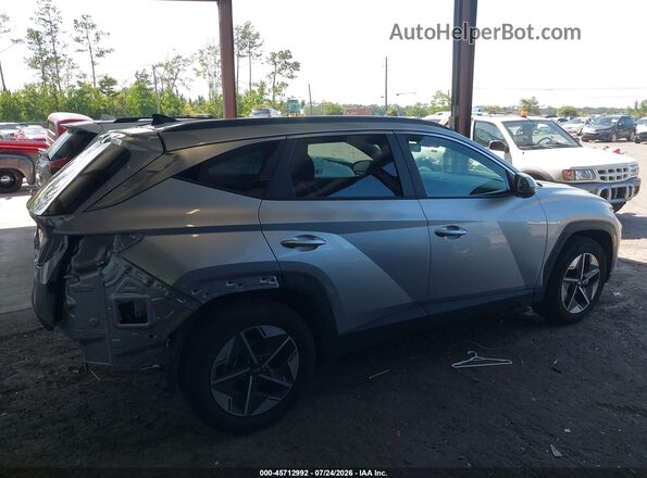 5NMJC3DE5SH488187 2025 HYUNDAI TUCSON Silver Rear interior view