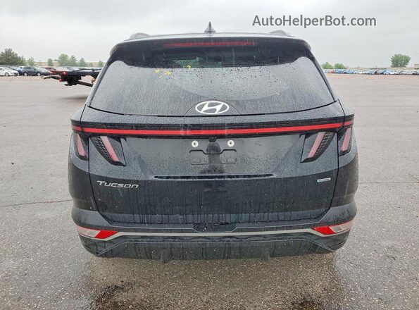 5NMJCCAE9NH049454 2022 HYUNDAI TUCSON Black Widok z tyłu