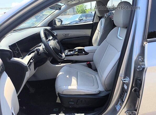 5NMJECDE5SH606510 2025 HYUNDAI TUCSON Silver Widok wnętrza z przodu