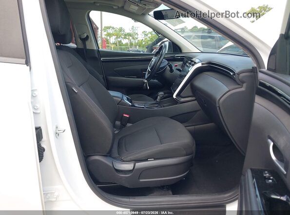 5NMJF3AE4NH025165 2022 HYUNDAI TUCSON White Widok wnętrza z przodu