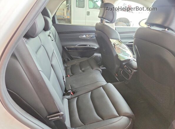 5NMMADTB2SH031806 2025 GENESIS GV70 White უკანა სალონის ხედი