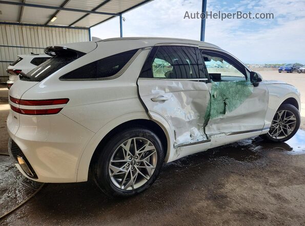 5NMMADTB2SH031806 2025 GENESIS GV70 White უკანა მარჯვენა