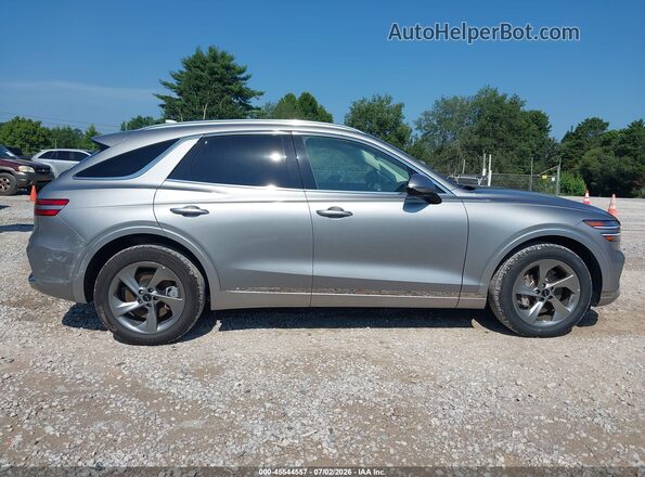 5NMMADTB9TH056929 2026 GENESIS GV70 Silver Սալոնի հետևի տեսք