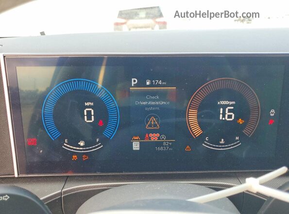5NMP14GL9RH051867 2024 HYUNDAI SANTA Silver ხელსაწყოთა პანელის ხედი