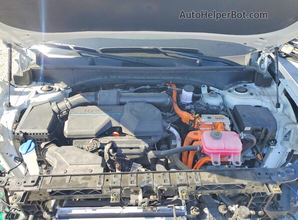 5NMP24G10SH018290 2025 HYUNDAI SANTA White Շարժիչի բաժամունքի տեսք