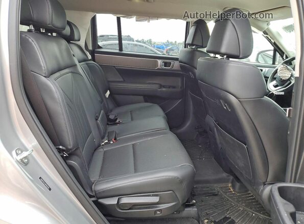 5NMP24GL3RH026394 2024 HYUNDAI SANTA Silver Rear interior view