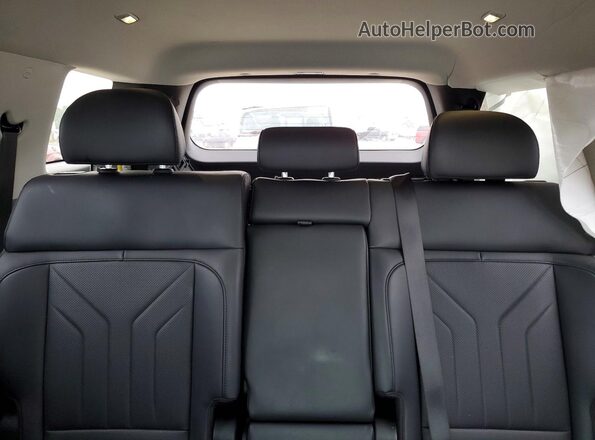 5NMP24GL3RH026394 2024 HYUNDAI SANTA Silver Rear seats view