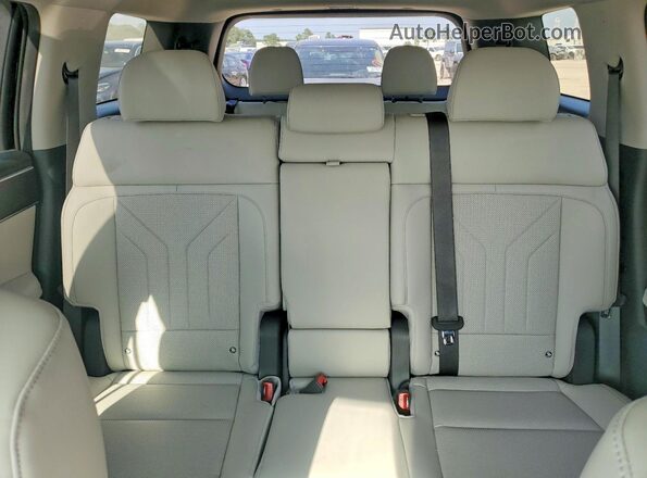 5NMP24GLXSH100660 2025 HYUNDAI SANTA Silver უკანა სავარძლების ხედი