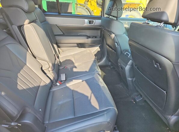 5NMP24GLXTH177000 2026 HYUNDAI SANTA White Սալոնի հետևի տեսք