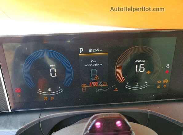 5NMP2DGL3SH078369 2025 HYUNDAI SANTA Silver Սարքավորումների վահանակի տեսք