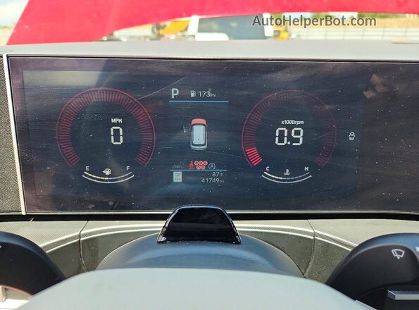 5NMP2DGL5RH027658 2024 HYUNDAI SANTA Red ხელსაწყოთა პანელის ხედი