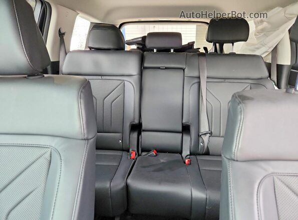 5NMP2DGLXTH176221 2026 HYUNDAI SANTA Blue Rear seats view