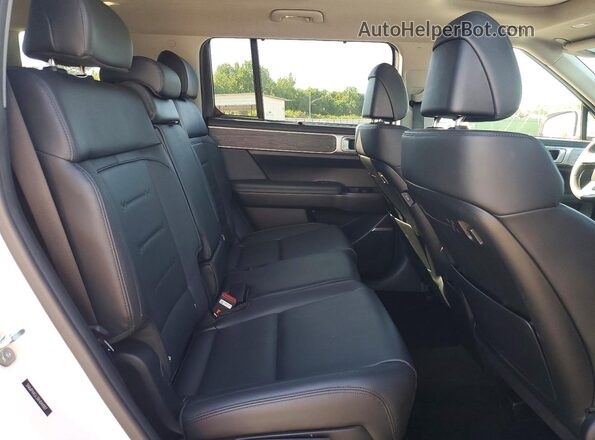 5NMP44GL3RH044887 2024 HYUNDAI SANTA White Rear interior view