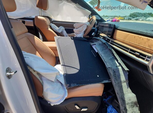 5NMP44GLXRH058429 2024 HYUNDAI SANTA White Front interior view