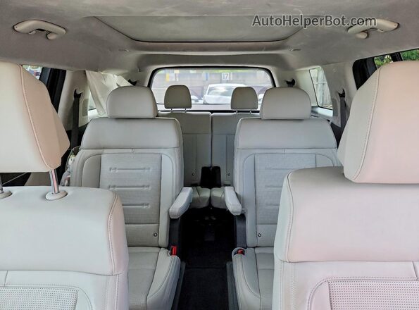 5NMP54GL0RH040812 2024 HYUNDAI SANTA Brown Rear seats view