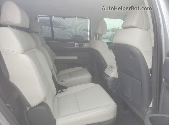 5NMP54GL3RH039721 2024 HYUNDAI SANTA Silver Rear interior view