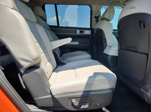 5NMP54GL5RH065964 2024 HYUNDAI SANTA Orange Вид задньої частини салону