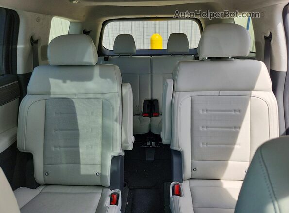 5NMP5DG18SH039444 2025 HYUNDAI SANTA Blue Rear seats view